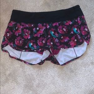 lululemon 2.5 shorts